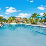 Lovely Third-Floor Vista Cay Resort Condo