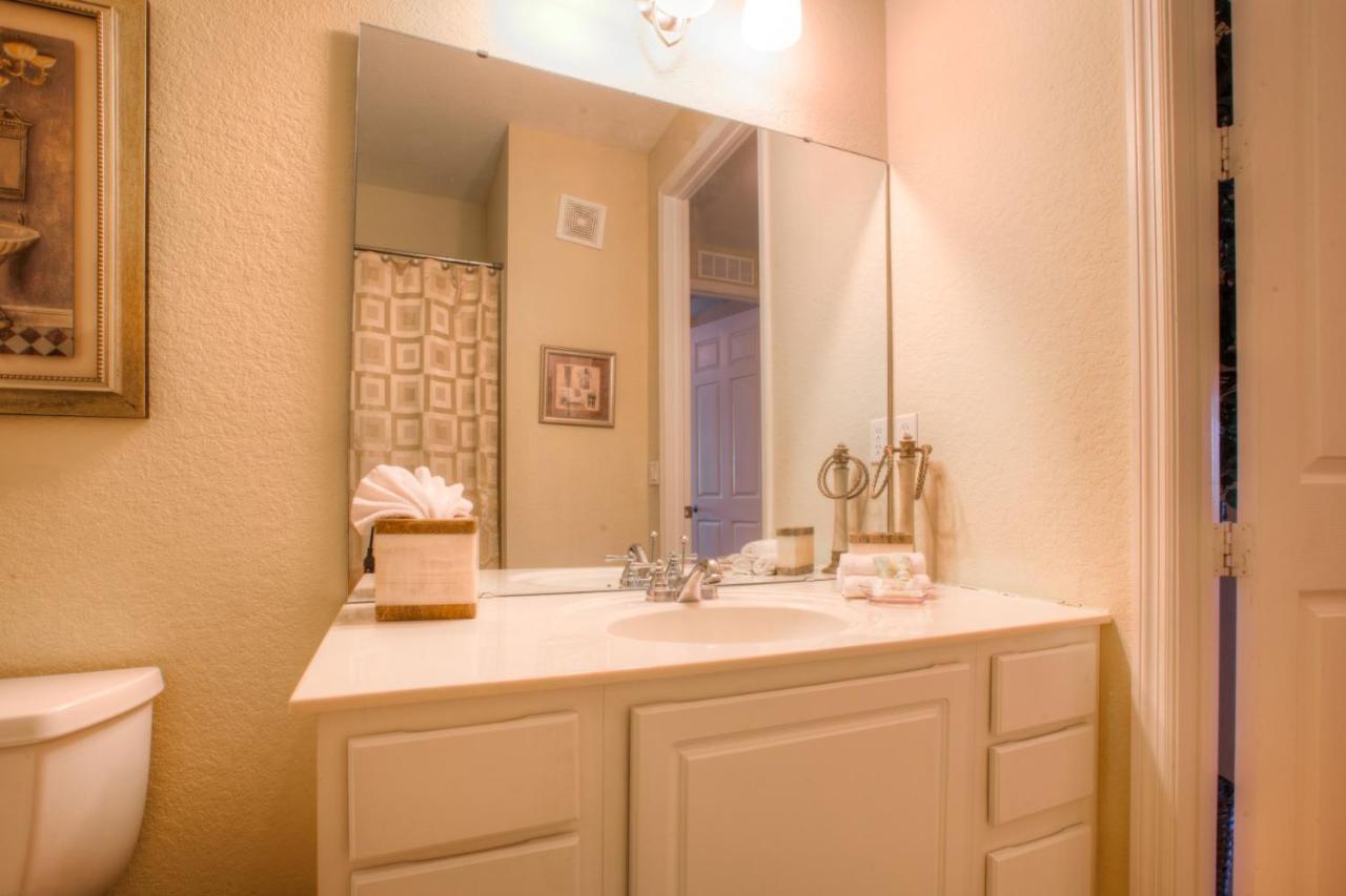 Lovely Third-floor Vista Cay Apartamento *